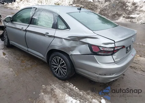 2021 Volkswagen Jetta 1.4T R-Line/1.4T S z USA, uszkodzony, nr VIN 3VWN57BU6MM014534